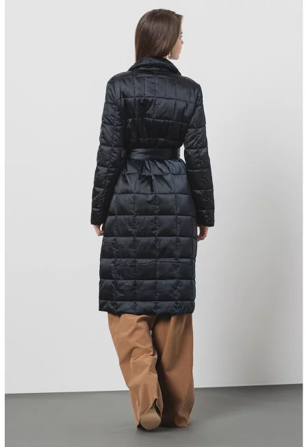 Дълго капитонирано яке