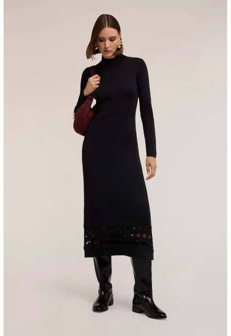 Фино плетена рокля с отвори - Черен