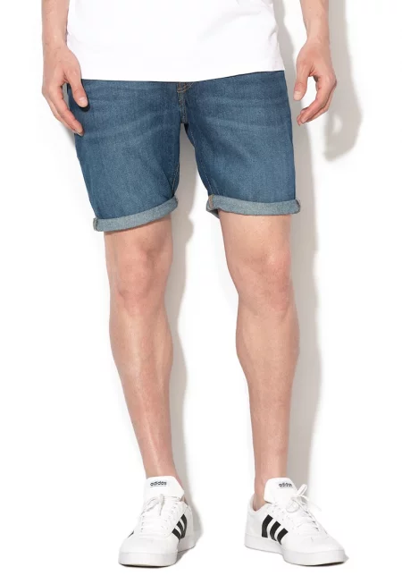 Къс панталон Rider по тялото