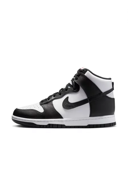 Обувки  W Nike Dunk High Panda - естествена кожа - бяло/черно - 43 EU 3037