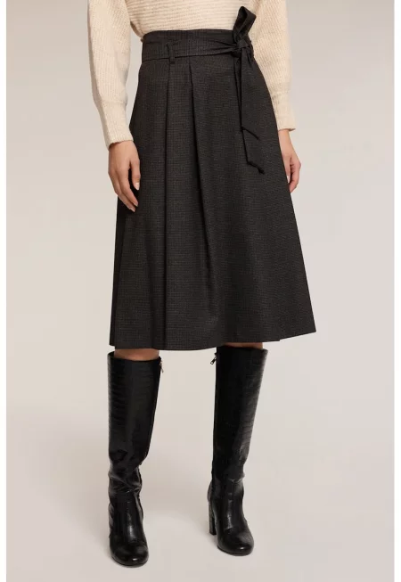 Разкроена миди пола с връзки