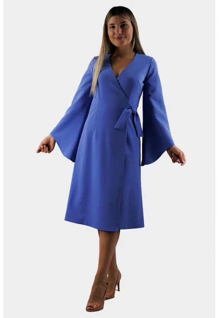 Застъпена миди рокля