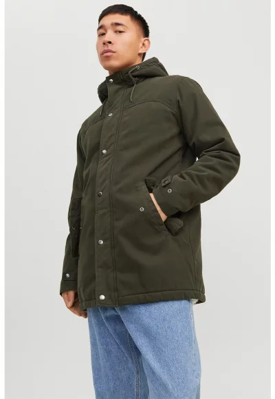 Зимна парка с плюшена подплата