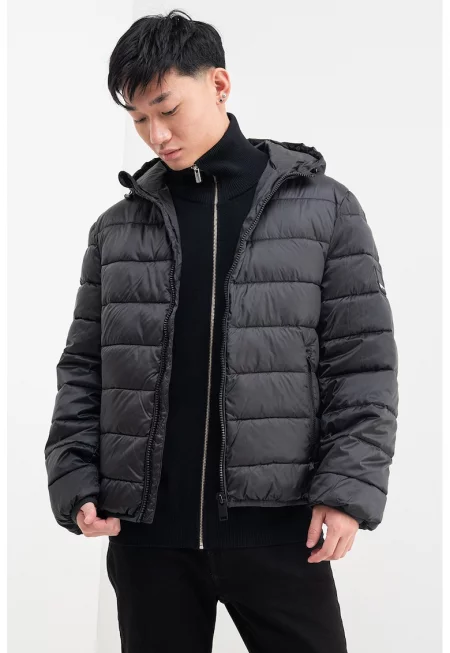 Зимно капитонирано яке с качулка