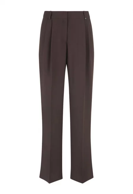 Едноцветен панталон с правa кройка и плисиран вид