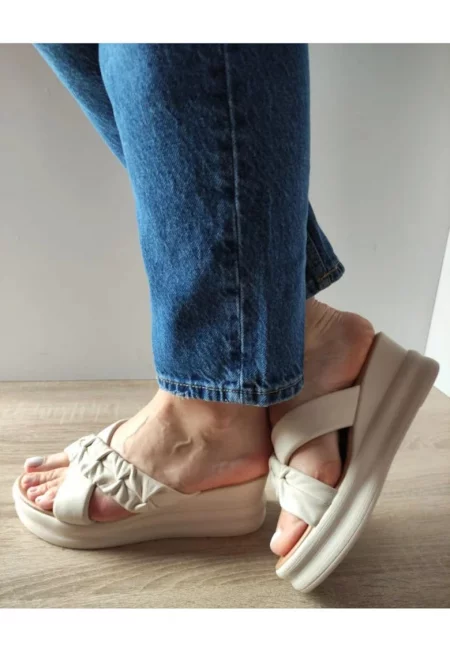 Ежедневни дамски сабо  49011 Кремави - Крем