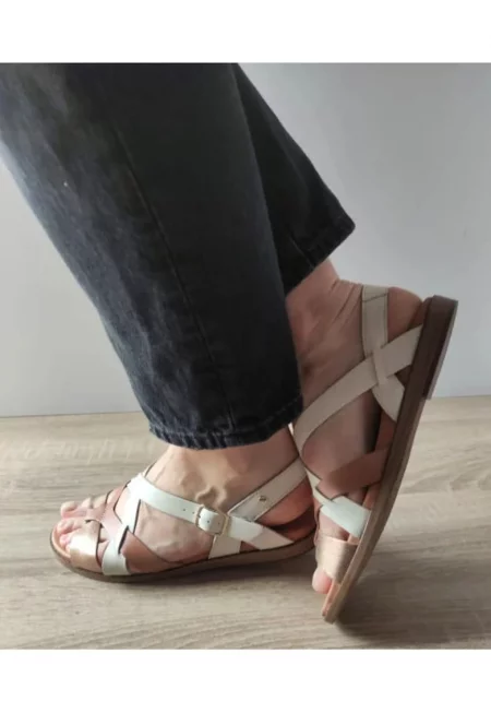 Ежедневни сандали  W8Q-0894C2 кафяво + бежово + златисто - кафяво - Кафяв