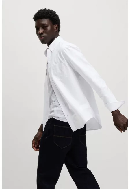 Памучна риза с копчета на яката