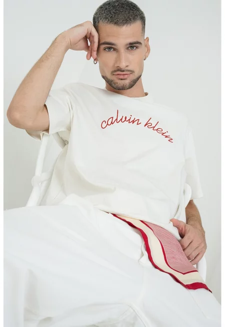 Памучна тениска с бродирано лого и овално деколте