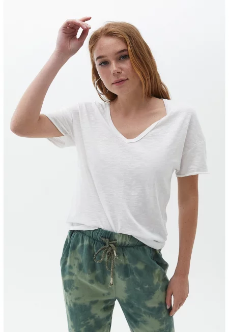 Памучна тениска с шпиц