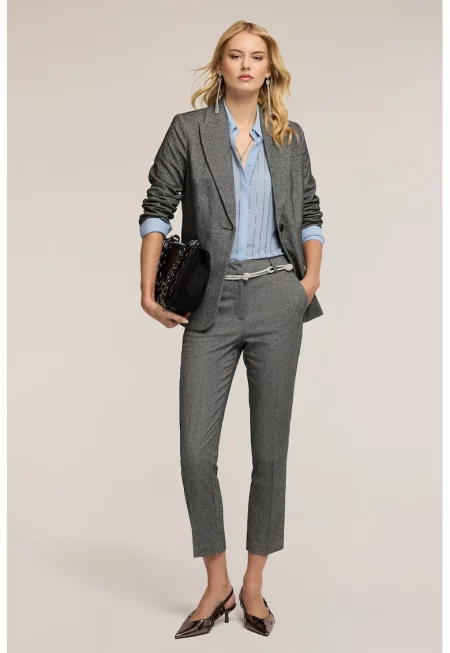 Панталон със стеснен крачол