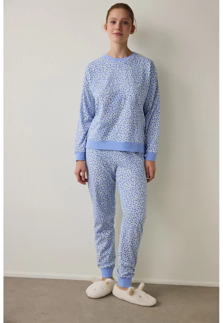 Пижама с овално деколте и принт