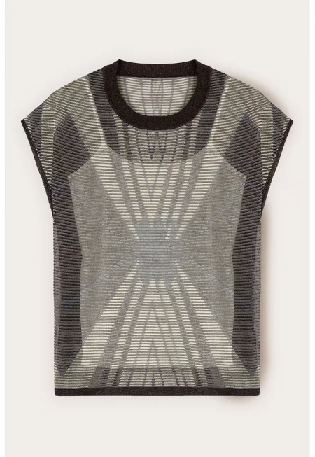 Тениска с овално деколте и графика