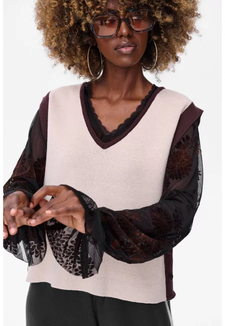 Жилетка с V-образно деколте