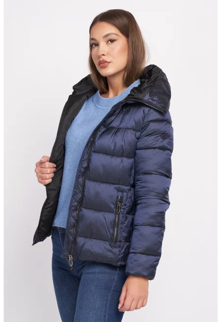 Зимно капитонирано яке с качулка