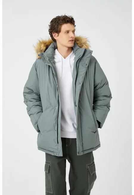 Зимно яке с качулка