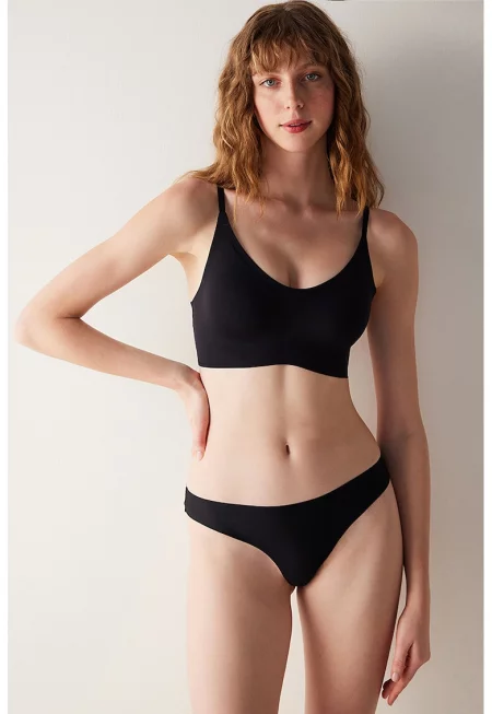 Безшевен бралет без банели - Черен