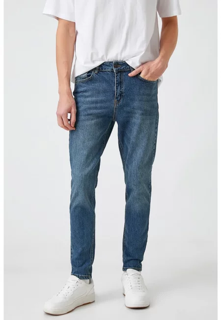 Дънки със захабен ефект