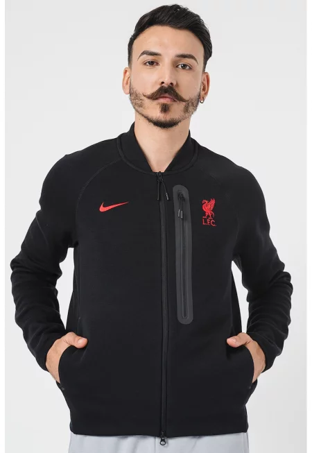 Футболно яке с ръкави реглан