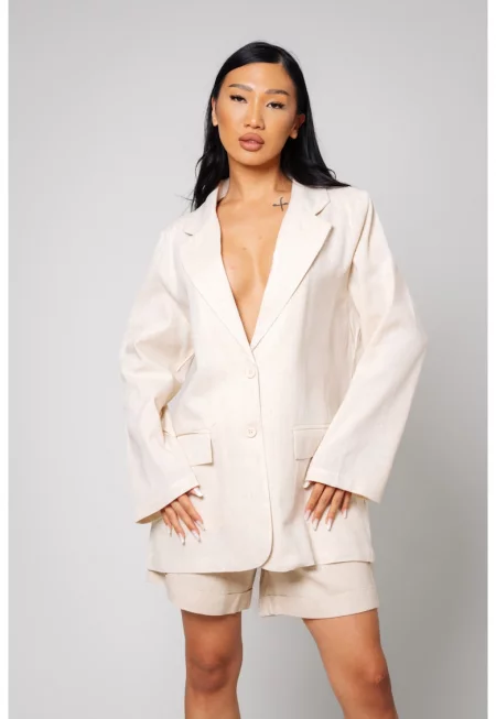 Комплект от бежово сако и шорти 12920 - Бежов