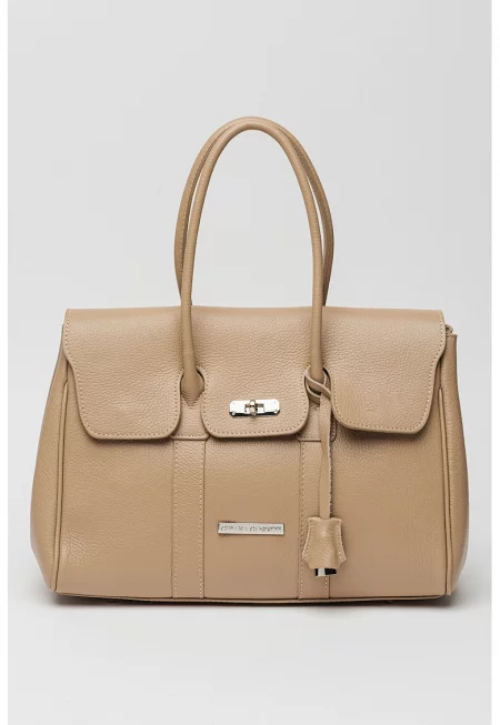 Кожена чанта с капаче