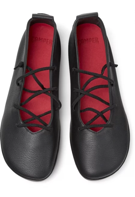 Кожени пантофки Right Nina с връзки - Черен