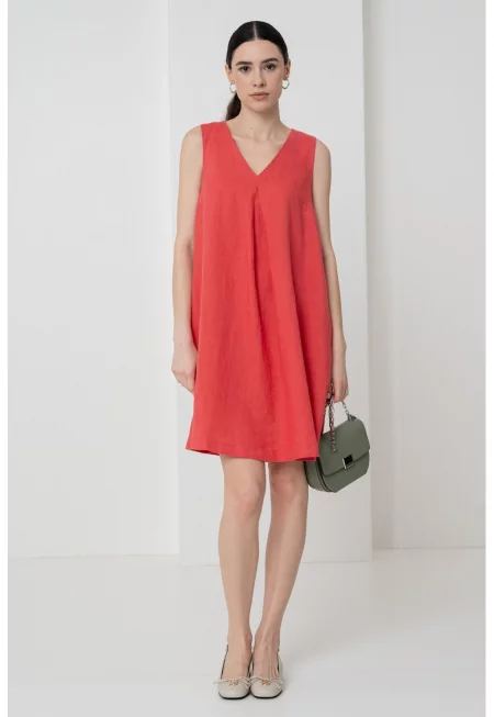 Ленена рокля с джобове встрани