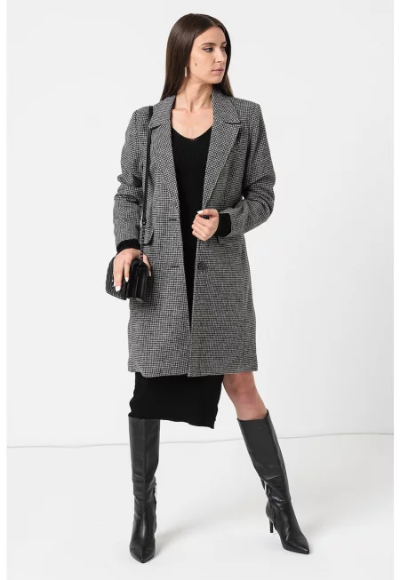 Палто с пепит