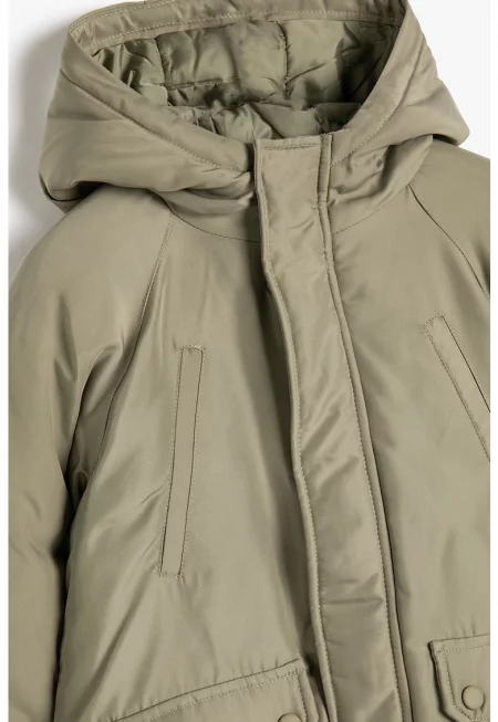 Подплатено зимно яке с качулка