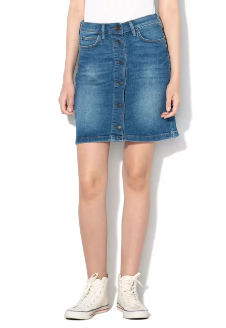 Разкроена дънкова пола