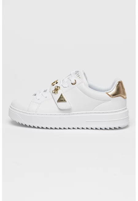 Спортни обувки от еко кожа с метални лога - Златист/Бял