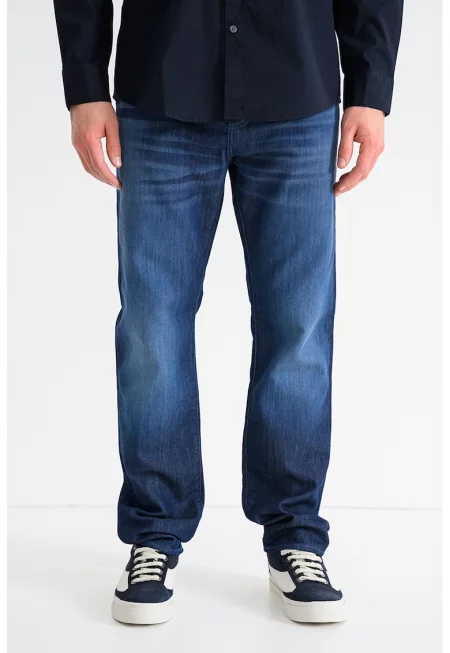 Дъънки със стандартна кройка