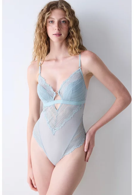 Дантелено боди с отвори - Светлосин