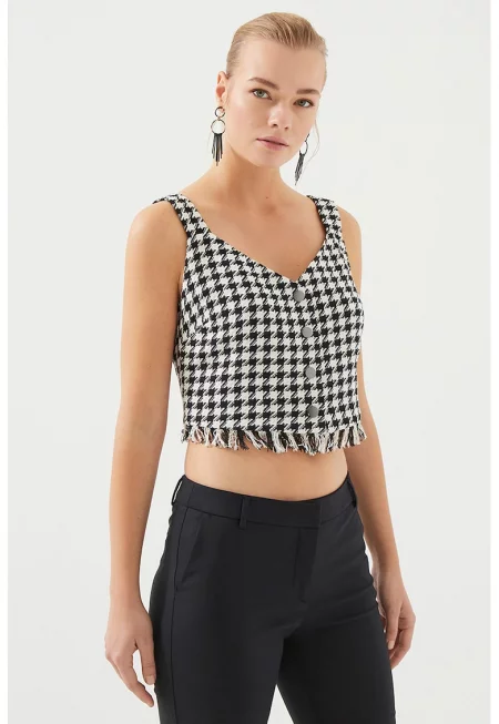 Къс топ с шпиц и ресни - Избеляло черно/Мръснобял