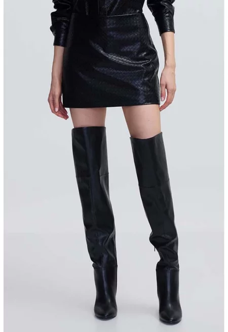 Къса пола от еко кожа - Черен