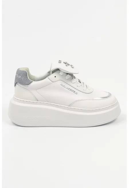 Кожени спортни обувки с декоративни камъни - Бял