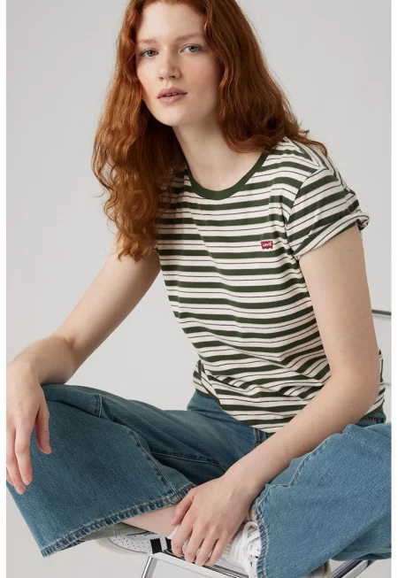 Памучна тениска с овално деколте