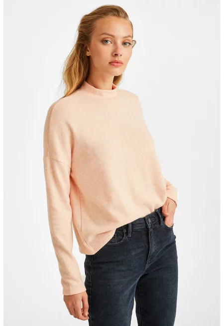 Пуловер с паднали ръкави