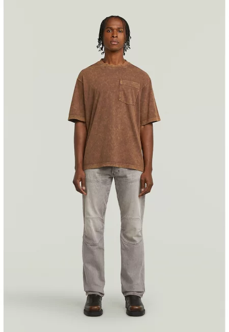 Тениска с овално деколте и джоб