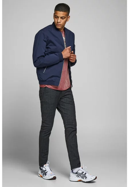 Яке бомбър с джобове с цип