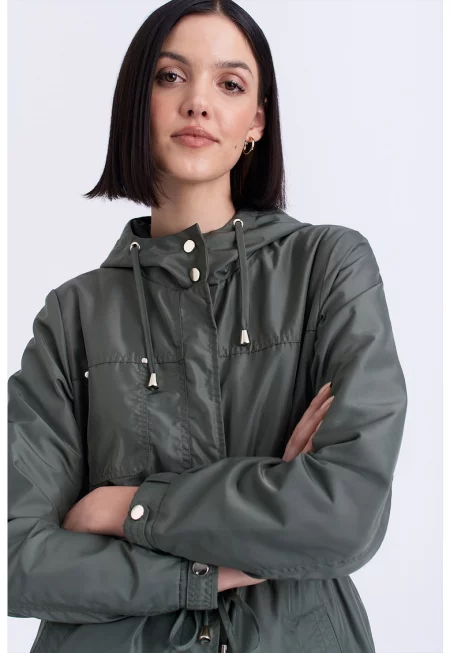 Яке с качулка и цип