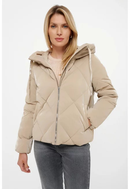 Зимно капитонирано яке с качулка