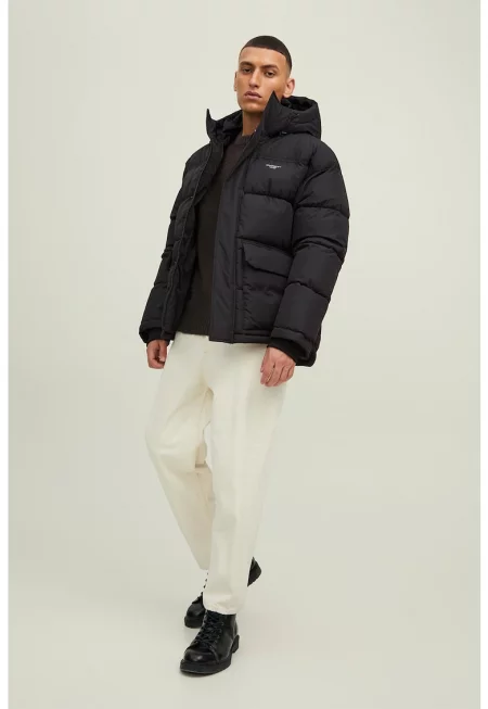 Зимно яке с качулка и вата