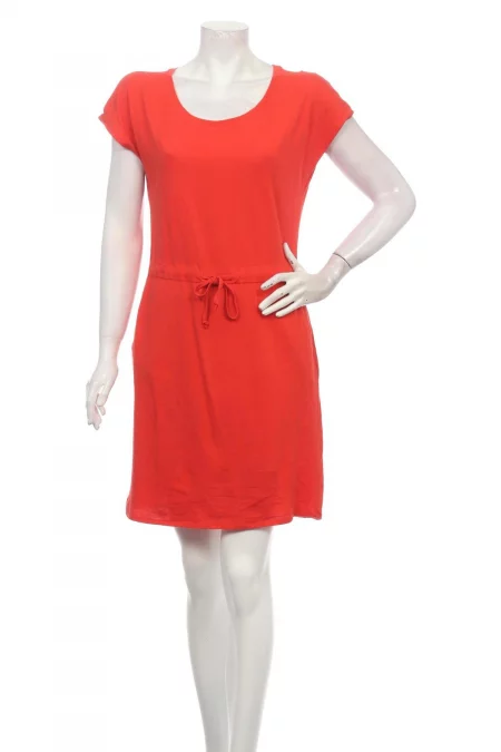 Дрехи Ежедневна рокля VERO MODA