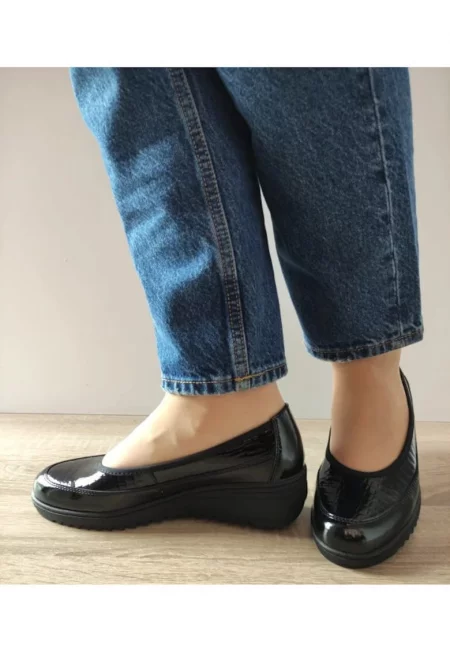 Ежедневни дамски обувки  60006A 01-O черни лачени - черни