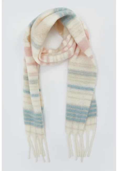 Кариран шал с ресни