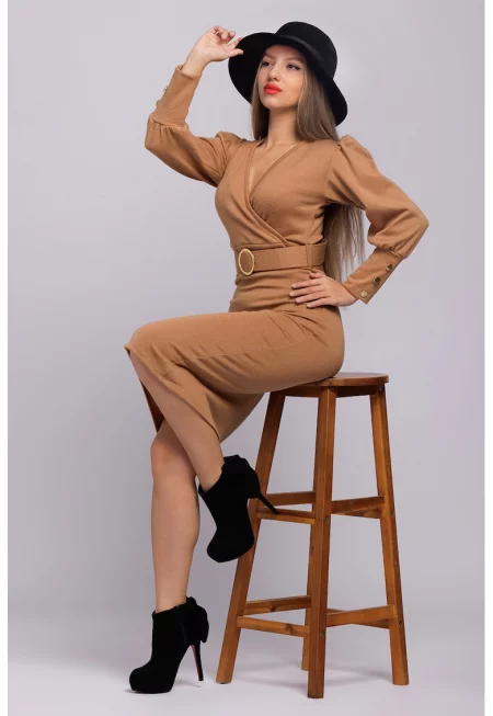 Рокля с шпиц - Канелено кафяво