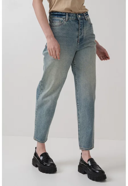 Свободни дънки с висока талия - Светлосин