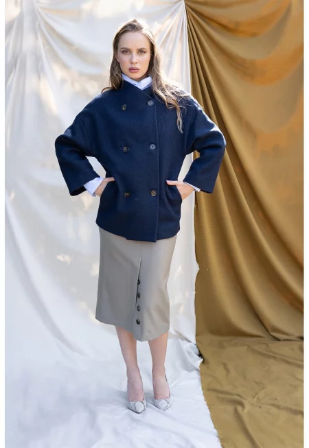 Свободно вълнено палто