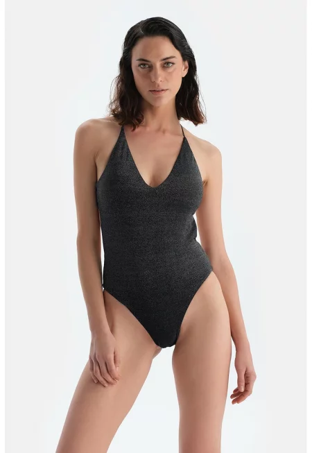 Цял бански с шпиц - Черен